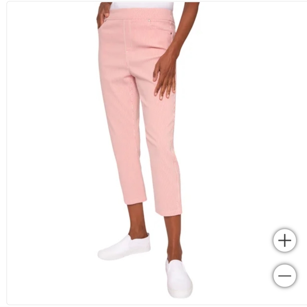 NWT Mario Serrani Women's Pull-On Capri‎ Red Stripe